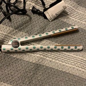 Chi Air flat iron